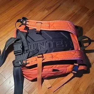 Hunter | Bags | Hunter Explorer Daypack | Poshmark display picture 2